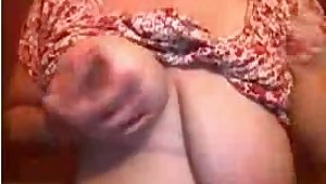Perverted mature webcam lady exposes her really huge saggy knockers