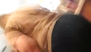 a quick clip of not mother in laws booty